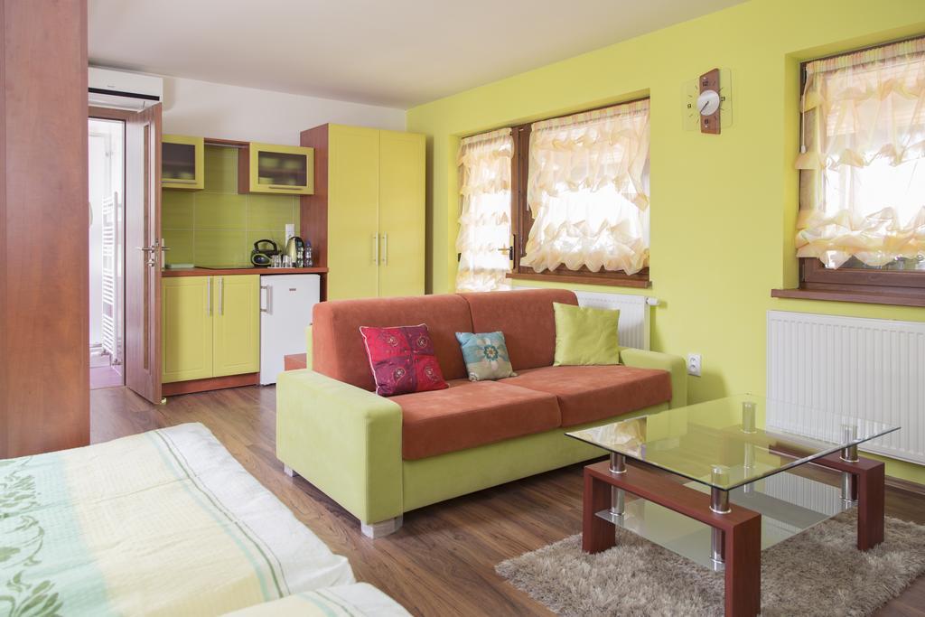 Rekreacny Dom Sisi Hotell Podhájska Exteriör bild