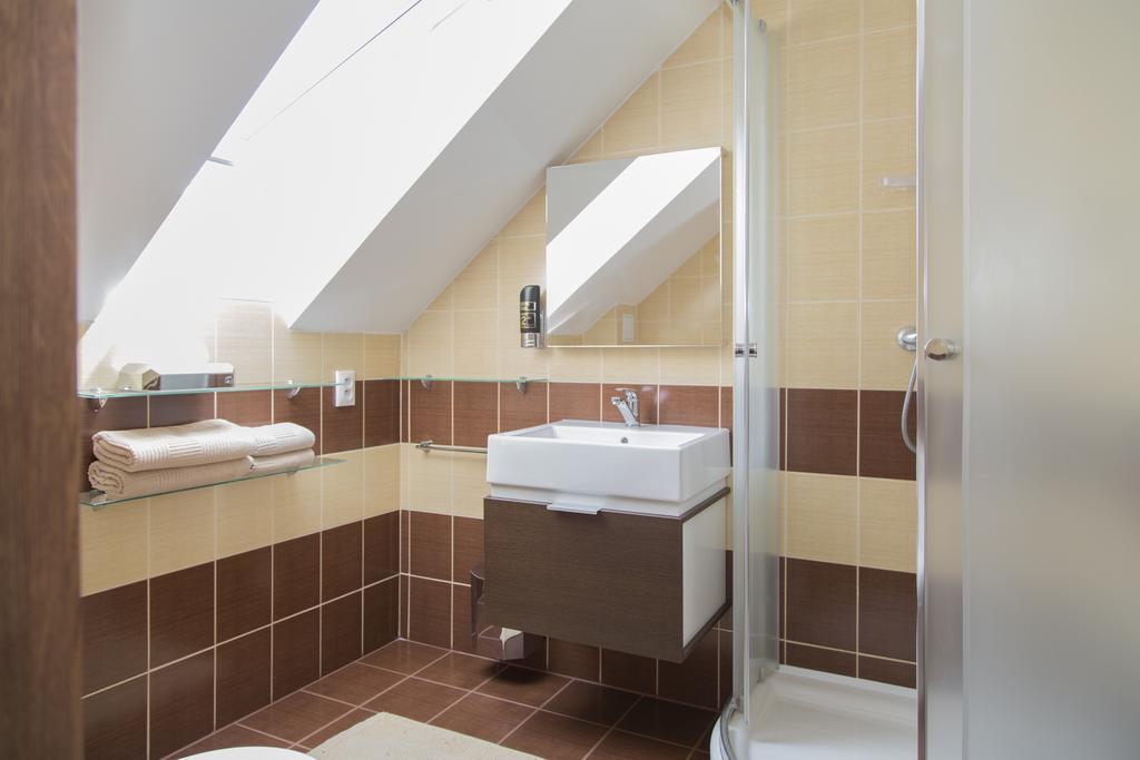 Rekreacny Dom Sisi Hotell Podhájska Exteriör bild