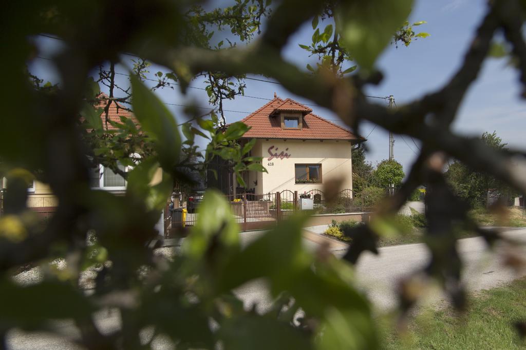 Rekreacny Dom Sisi Hotell Podhájska Exteriör bild