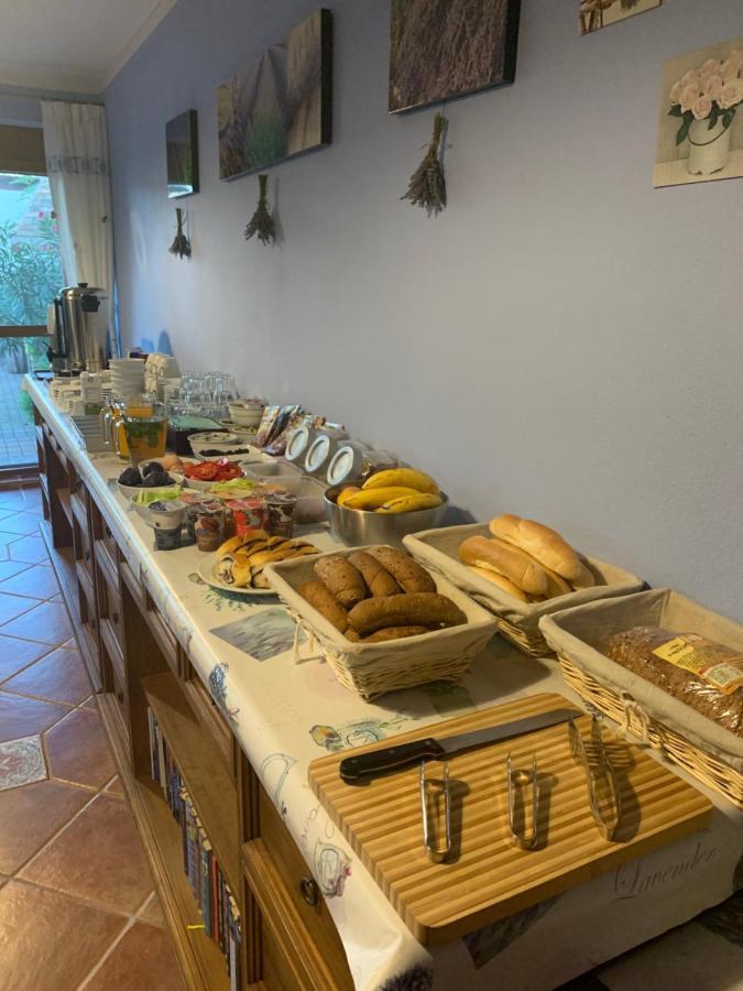 Rekreacny Dom Sisi Hotell Podhájska Exteriör bild